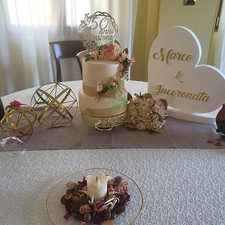 La Locanda Di Castromediano คาสเตลเมซซาโน ภายนอก รูปภาพ